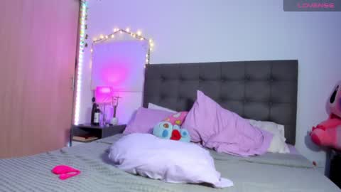 Charlotte james online show from July 10, 4:57 am