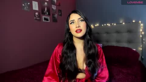 Charlotte james online show from January 9, 2:38 am