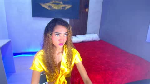 Snapshot of charlotte_love10 chatting on December 3, 12:16 pm CHARLOTTE online show from December 3, 12:16 pm