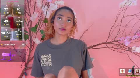 CHARLOTTE online show from March 6, 10:49 pm