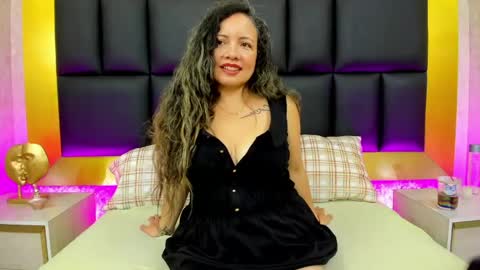charlotte_monnroe online show from May 8, 1:14 pm