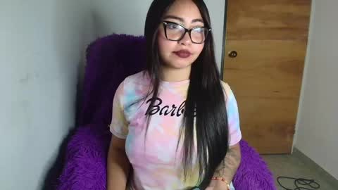 Snapshot of charlotte_princess_1 chatting on March 6, 6:19 am charlotte_princess_1 online show from March 6, 6:19 am