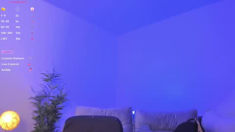 Snapshot of charlotte_whitee1 chatting on February 13, 11:06 am Charlotte Everyday From 0700 to 1300 Col Time online show from February 13, 11:06 am