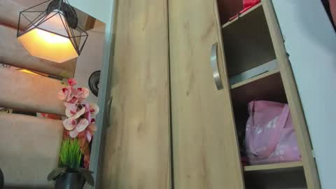 CharlotteBrown online show from January 8, 2:59 am