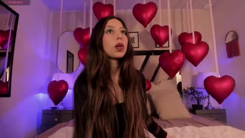 charlottee_love_ online show from February 17, 2:49 pm