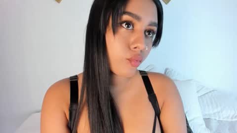 Snapshot of charlottepetite chatting on October 13, 7:49 pm charlottepetite online show from October 13, 7:49 pm