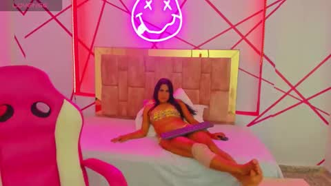    online show from November 13, 9:36 pm