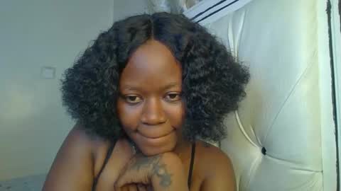 charming_kittie online show from September 28, 10:48 pm