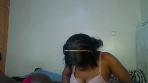 charming_kittie online show from September 16, 11:13 pm