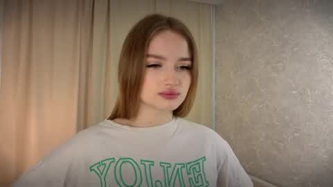 Lolla  online show from April 5, 4:22 am