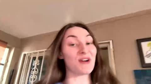 Bri online show from November 18, 8:21 pm