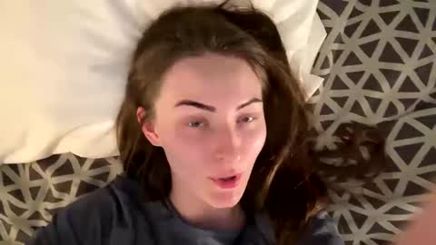 Bri online show from October 17, 11:08 pm