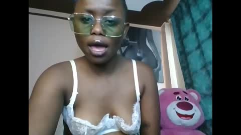 cheeky_charms online show from May 16, 1:54 pm