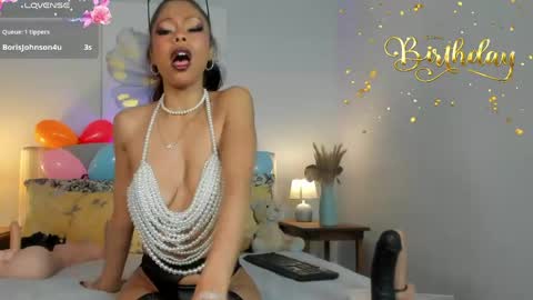 Chelseaquinn online show from May 14, 8:09 am
