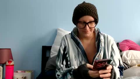 Chelsea online show from December 15, 4:56 pm