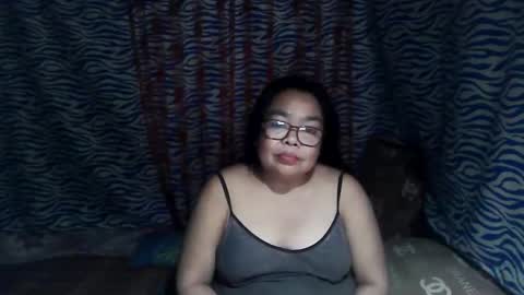 chenita_kits online show from February 14, 6:54 pm