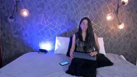 CHENOVA online show from May 25, 3:33 pm