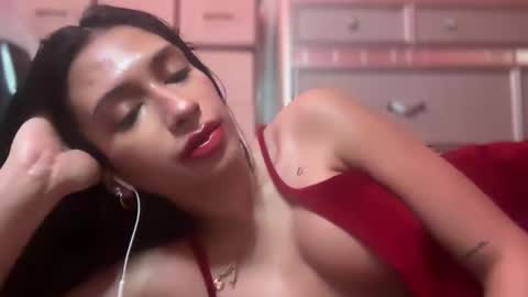 cherliecarmen online show from January 19, 5:28 pm