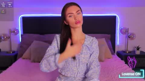 Cherry  Kiss online show from September 17, 7:01 pm