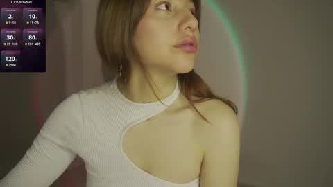 Snapshot of cherry__peach chatting on September 28, 1:49 pm Holly online show from September 28, 1:49 pm