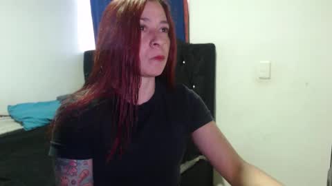 cherry  aleja online show from December 19, 9:27 pm