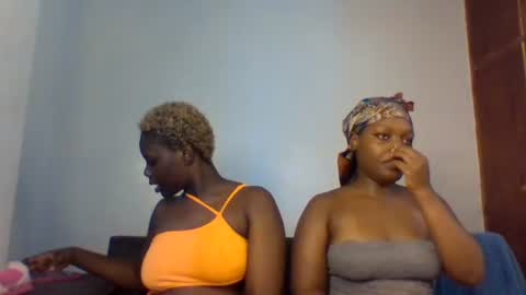 Fafa online show from April 1, 1:41 pm