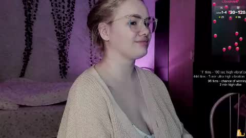 cherry_elfcat online show from May 11, 2:24 am