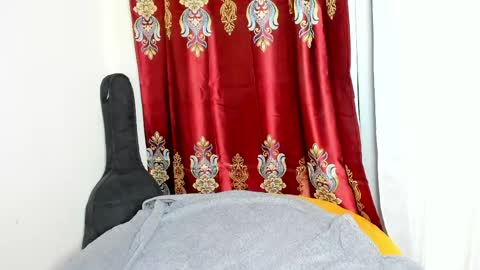cherry_falls online show from May 24, 9:14 pm