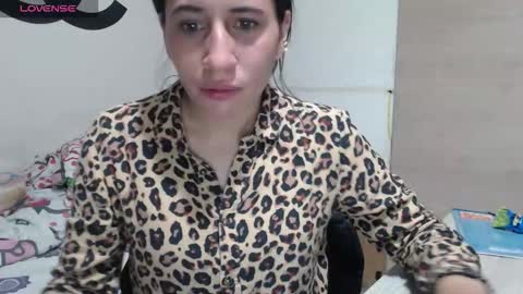 Snapshot of cherry_hc chatting on October 11, 2:38 am Nezumy Rey online show from October 11, 2:38 am
