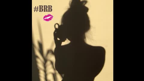 Mia online show from November 25, 8:38 am