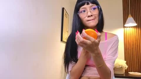 Sery online show from May 4, 6:33 pm