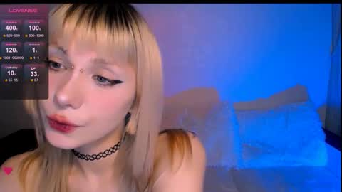 cherrybite_ online show from March 8, 1:46 am