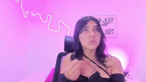 C H E R R Y online show from October 31, 12:31 pm