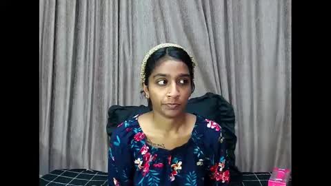 leah online show from January 14, 5:40 am