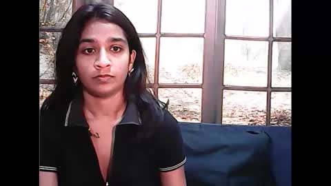 leah online show from February 17, 5:36 am