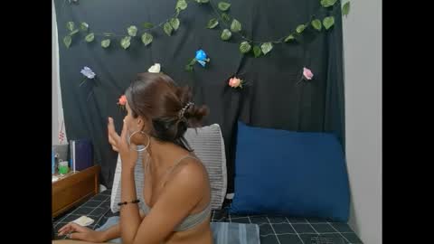 leah online show from September 23, 5:33 pm