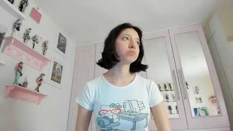 cherrycute666 online show from July 3, 3:34 am