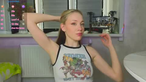Lysia online show from May 6, 2:32 pm