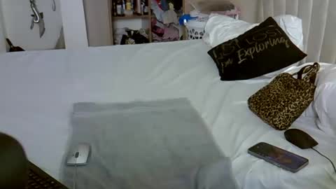 cherry online show from February 17, 6:51 pm