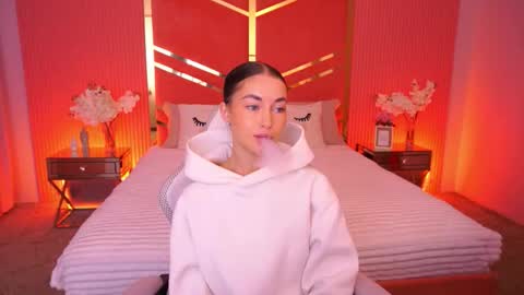 cherryylulu online show from October 21, 7:34 am