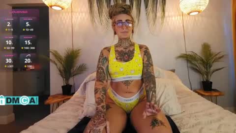 Chevi Blue online show from October 9, 2:10 pm