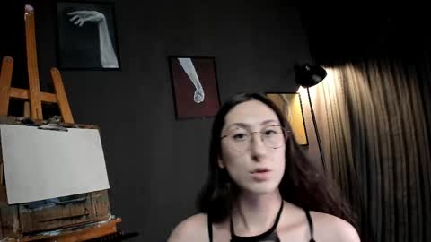 Nina   online show from May 20, 5:21 pm