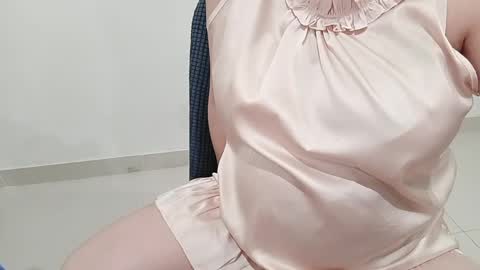 Jani online show from May 22, 2:09 am