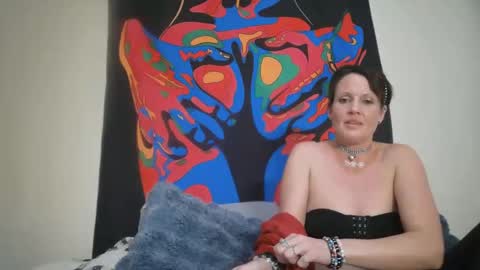 ChinaCove online show from May 1, 6:27 am