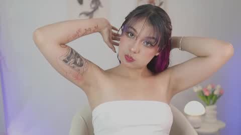 Chloe  online show from May 29, 3:48 am