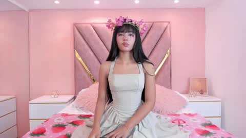 Chloe online show from March 10, 11:25 am