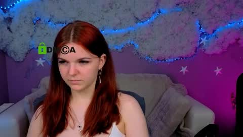 chloe_ley online show from May 20, 10:12 am