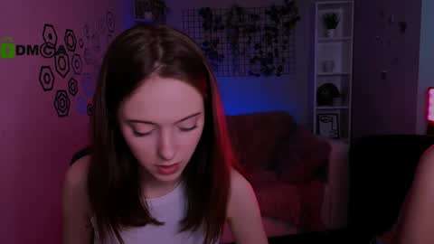 chloe_ley online show from May 11, 7:11 pm