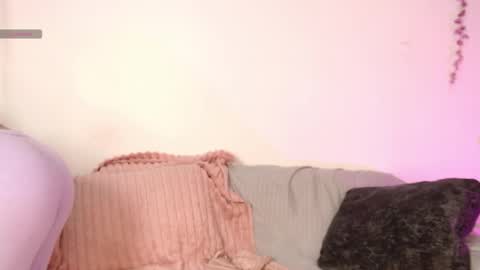 chloe_peach_ online show from May 20, 12:13 pm