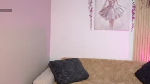 chloe_peach_ online show from May 12, 12:01 pm